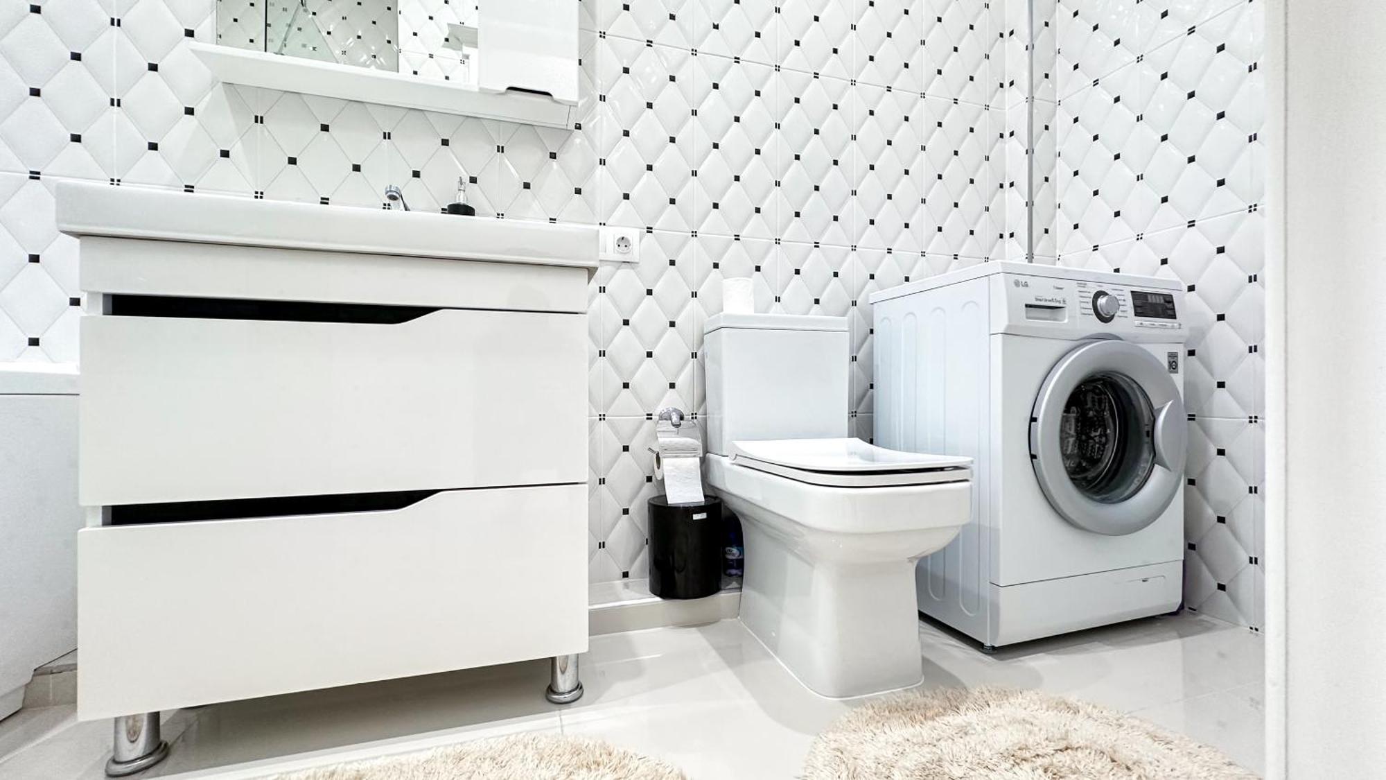 Business Class Apartments In The City Center 키시나우 외부 사진