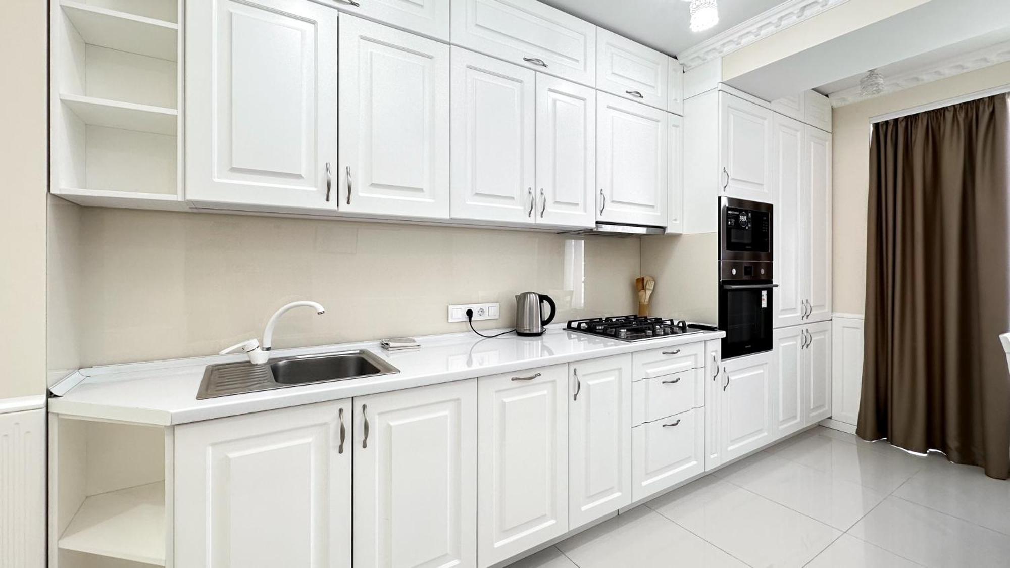 Business Class Apartments In The City Center 키시나우 외부 사진
