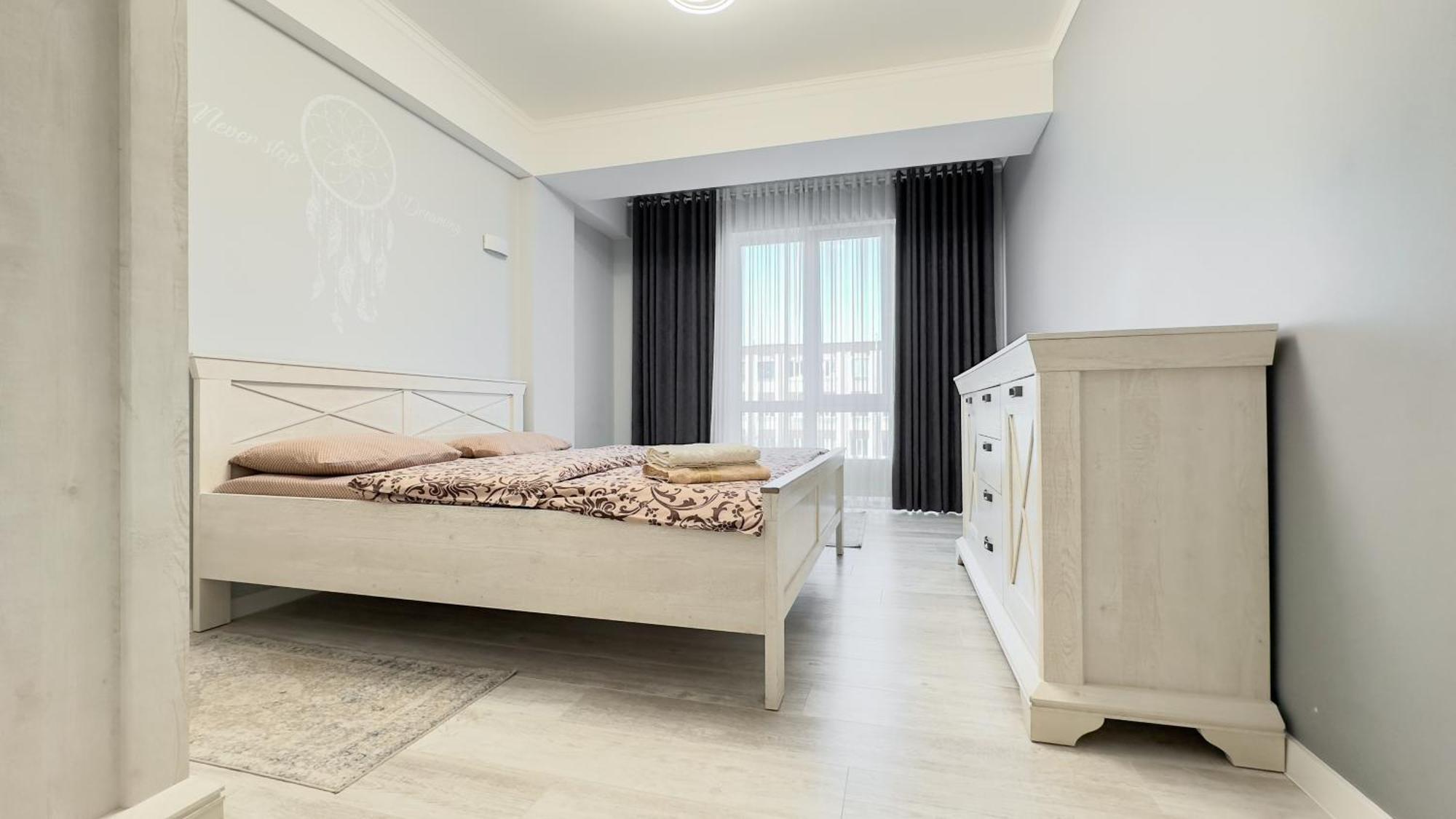 Business Class Apartments In The City Center 키시나우 외부 사진